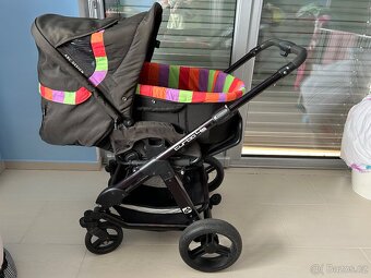 Kočárek s příslušenstvím - 9