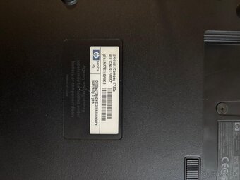 Funkční notebook HP s grafikou ATI Radeon - 9