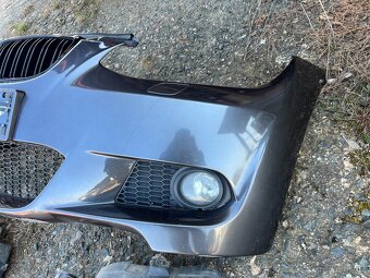 BMW E92/E93 M-Packet přední nárazník nastrojený - 9