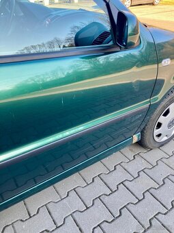 Volkswagen Polo II 2001 - se zimní sadou gum, tažnou koulí - 9