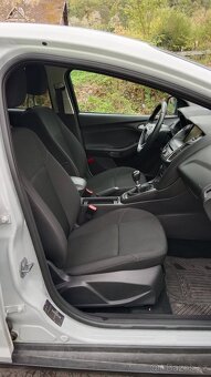 Ford Focus 1.5TDCi 88kW, 3/2017, NAVIGACE, VYHŘ.ČELNÍ OKNO - 9