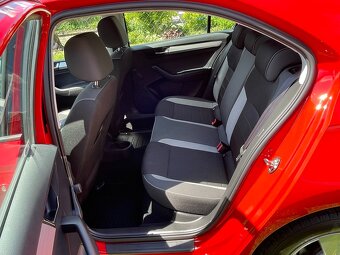 Prodám Škoda Rapid Ambition Plus 1.0TSI/70 kW - 9