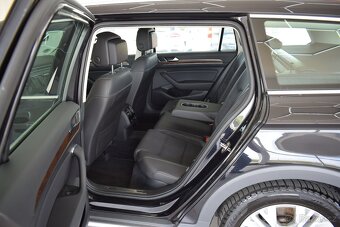 Volkswagen Passat 2,0 TDi 176kW,ALLTRACK,Virtual,LED-Matrix - 9