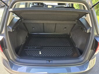 VW GOLF SPORTSVAN 1.5 TSI 96 kW najeto 133000km,r.v. 2018 - 9