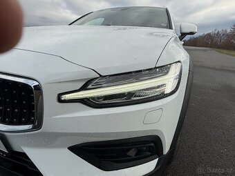 Volvo V60 Cross Country D4 AWD Polestar odpočet dph - 9