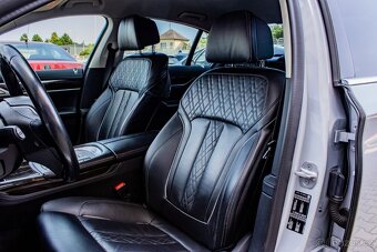 BMW Rad 7 730d A/T - 9
