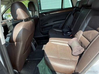 Škoda Superb 4x4, 2 FL, 2014, Scout, L&K bohatá výbava - 9