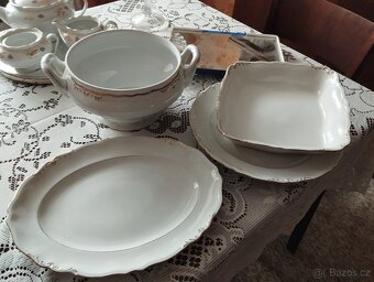 Sklo, porcelán - 9