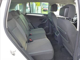 Volkswagen Tiguan 2,0 TDi 110KW NAVI,APP,1.MAJ - 9