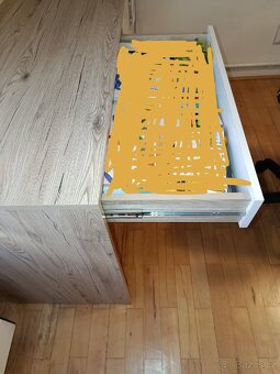 Psací stůl s komodou. - 9