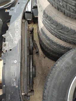 Prodám náhradní díly Škoda Superb II - 9