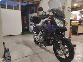 Suzuki DL1000 Strom - 9