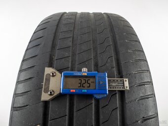 Volkswagen Passat - Originání 17" alu kola - Letní pneu - 9