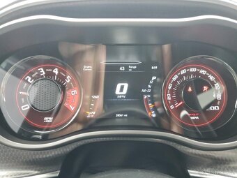 DODGE CHALLENGER SRT HELLCAT - 9
