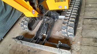 Minibagr JCB 19C-1 1943kg r.v.2023, 138 mth, po servisu. - 9