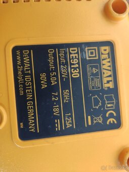 DeWALT nabíječky - 9