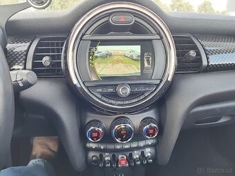 2018 MINI Cooper S 2-Door Hatchback FWD 2.0 - 9
