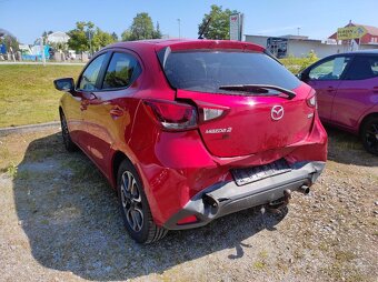 Mazda 2 - 9