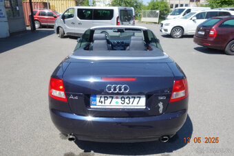 AUDI A4 CABRIOLET - 9