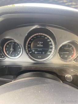 Mercedes Benz E-Classe W212 - 9