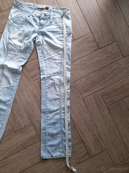 Světle modré džíny vel. S-M - 9