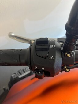 Moto Guzzi V7 III Stona, r.v. 2022, 48KW - 9