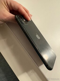 Apple IPhone 11 - 9