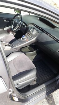 Toyota Prius hybrid 3 generace 2012 - 9
