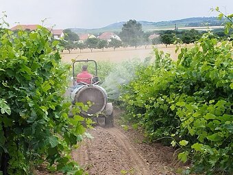 Malotraktor Farmtrac 26 4WD širší radiálky - 9