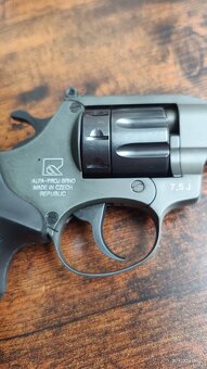 Flobert revolver ALFA 661 cal. 6mm - 9