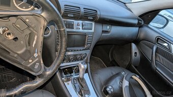 W203 2007 Mercedes Benz - 9