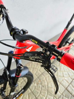 Horské kolo YT Capra CF Pro Carbon 29″ - 9