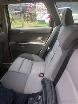 Prodám Volvo V50 2.0D 100kw. r.v.2007 - 9