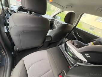 Hyundai i30 Combi 1.6 Crdi - 9