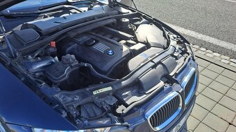 BMW 330i, E92, N52B30A, Steptronic + pádla, M paket - 9