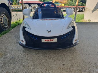 Dětské elektrické auto - 9