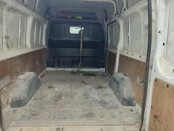 Ford Transit 2,2 TDCi 74kw - 9