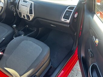 Hyundai i20 1.2i, r.2011, původ ČR, 93k km, klima - 9