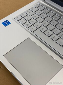 Notebook ASUS VivoBook - i5/8GB/512GB/WIN 11 - 9