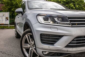 Volkswagen Touareg II 3.0 V6 TDI BMT Premium 4MOTION - 9