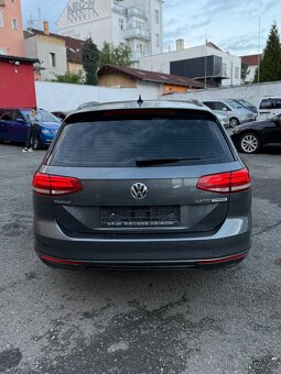Volkswagen Passat, 2.0TDI 110 KW Manuál 6q Ojeté, 12/2015, K - 9
