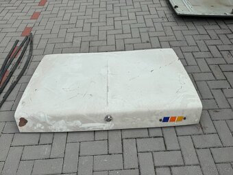 Volha Gaz 24 , přední kapota- zadní víko kufru - 9