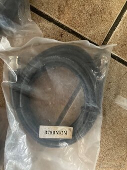 Různé propojovací kabely - 9