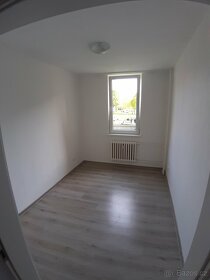 Pronájem bytu 3+1 66m² Olomouc-Holice - 9