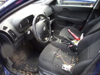 Hyundai i30 1,6 CRDi - 9