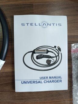 Švýcarská univerzální nabíječka elektromobilů Stellantis - 9