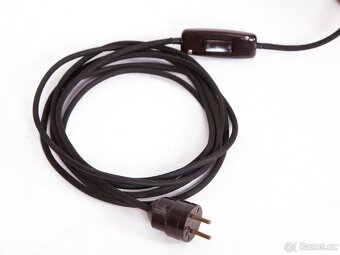 Nádherná funkcionalistická lampa, nová elektroinstalace. - 9