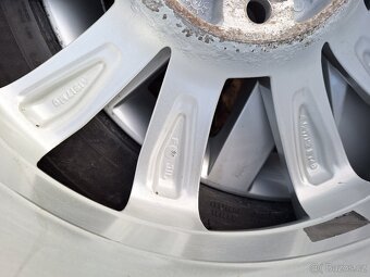 alu kola 5x112 R17 originál Škoda nové pneu 205/50/17 - 9