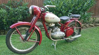 Jawa 250 pérák - 9