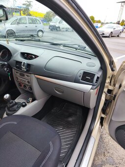 Prodám Renault thalia 1.4 72.kw - 9